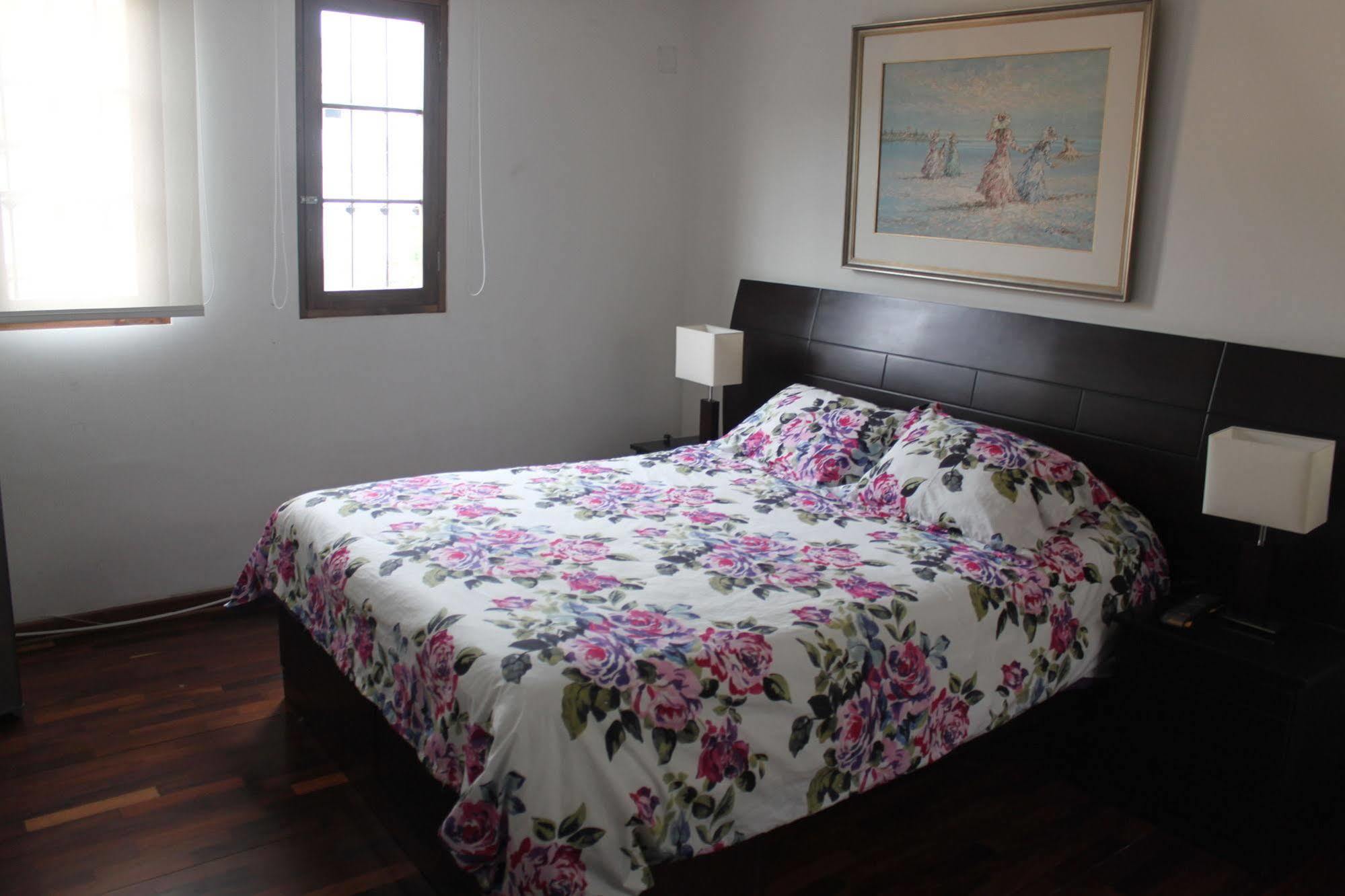 Bed & Breakfast - La Casa De Ceci Lima Eksteriør bilde